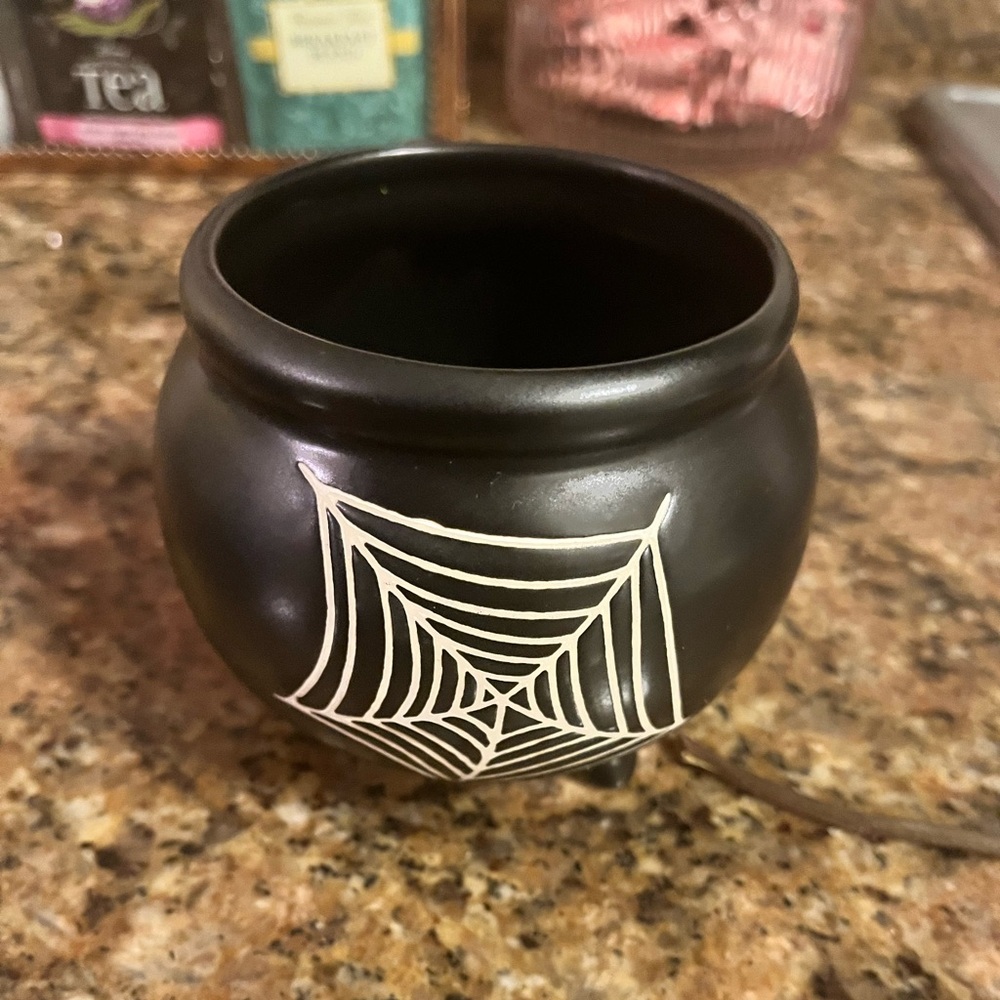 Cauldron mug